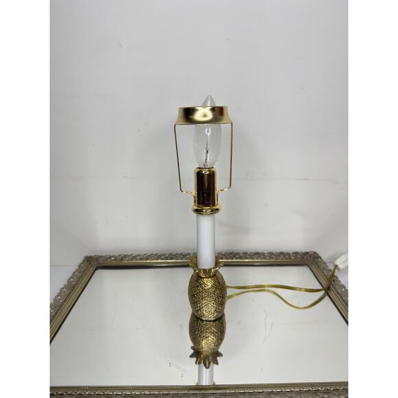 Vintage Hollywood Regency Mid-Century Brass Pineapple Table Top Lamp - Brass Pin - Picture 2 of 10